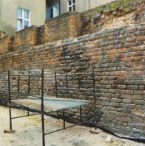 Mur(6)